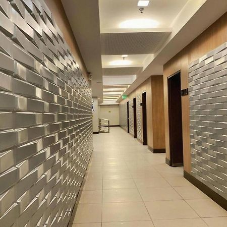 District 21 Hotel Iloilo City Bagian luar foto