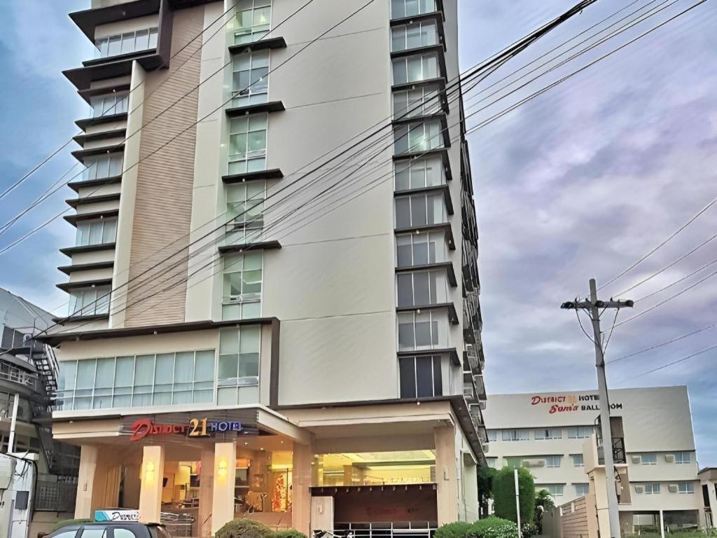 District 21 Hotel Iloilo City Bagian luar foto
